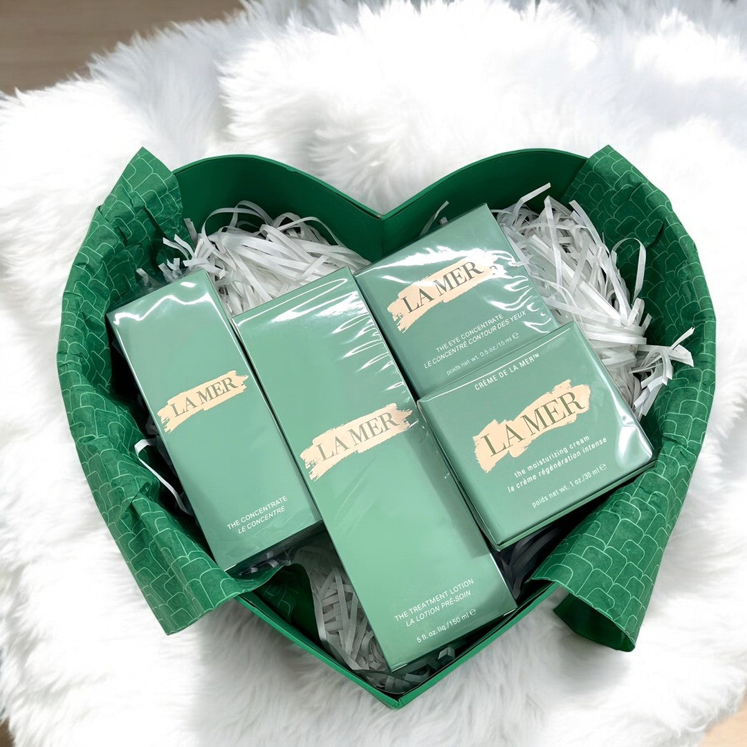 La Mer Love Four-piece Set ️ – Makeup Geek Cosmetics